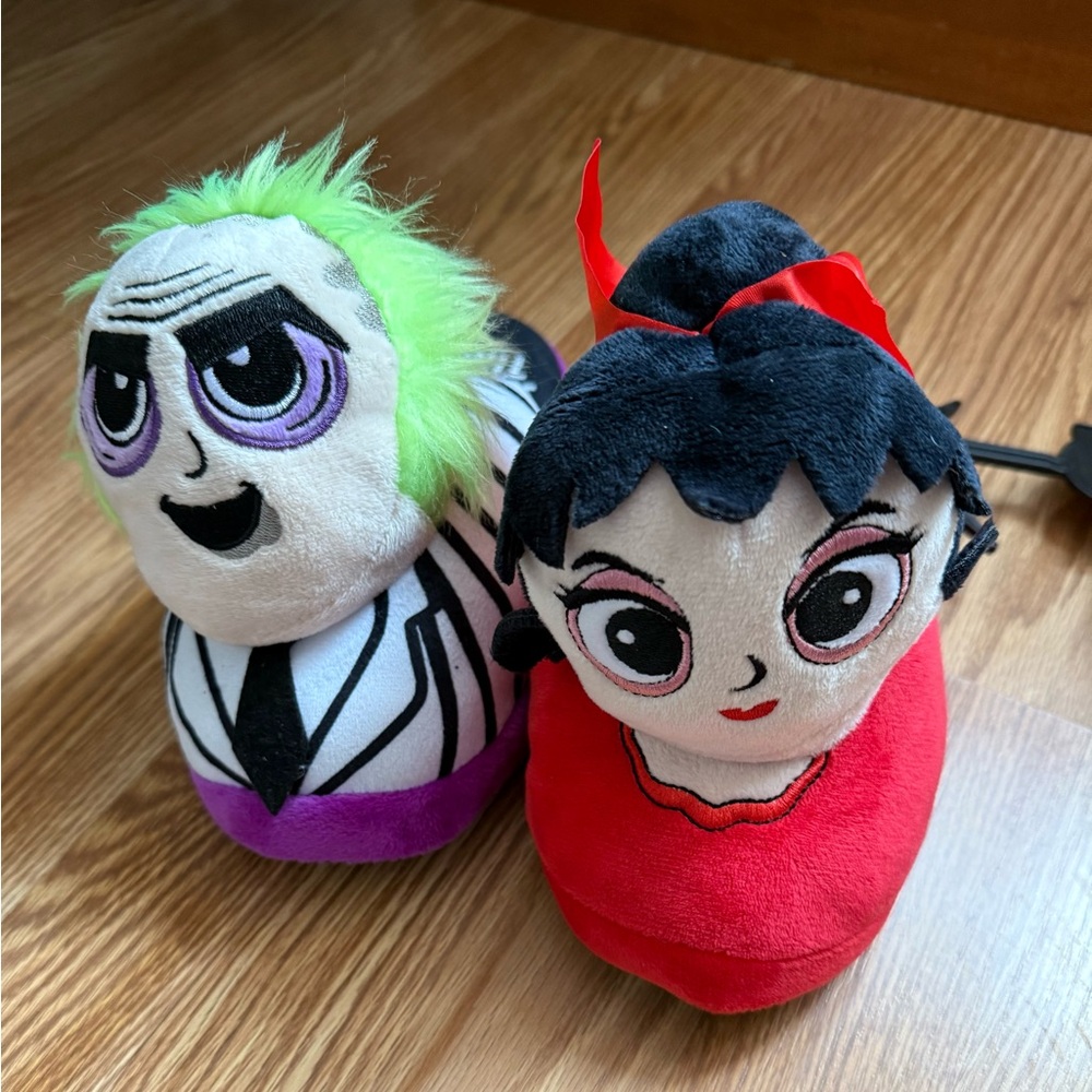 Beetlejuice and Lydia Plush Slippers Ground Up Women’s size 7-8 New With Tags
